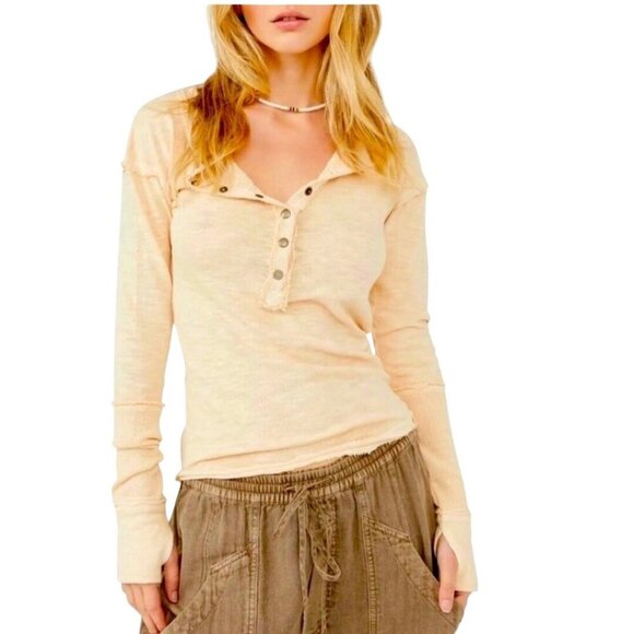 Free People NWT We The Free Pheobe Henley In Tea Thumb Holes Rare Size XL - Picture 1 of 13